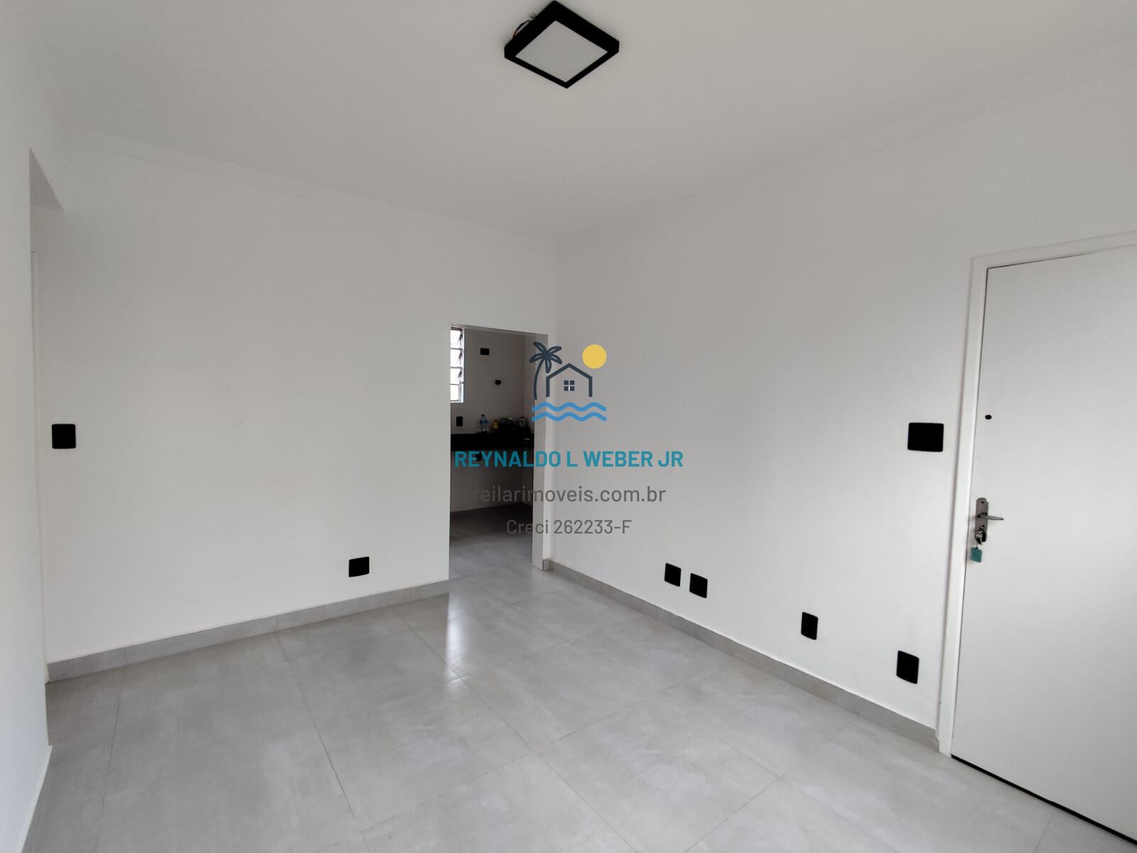 Apartamento à venda com 2 quartos, 60m² - Foto 4