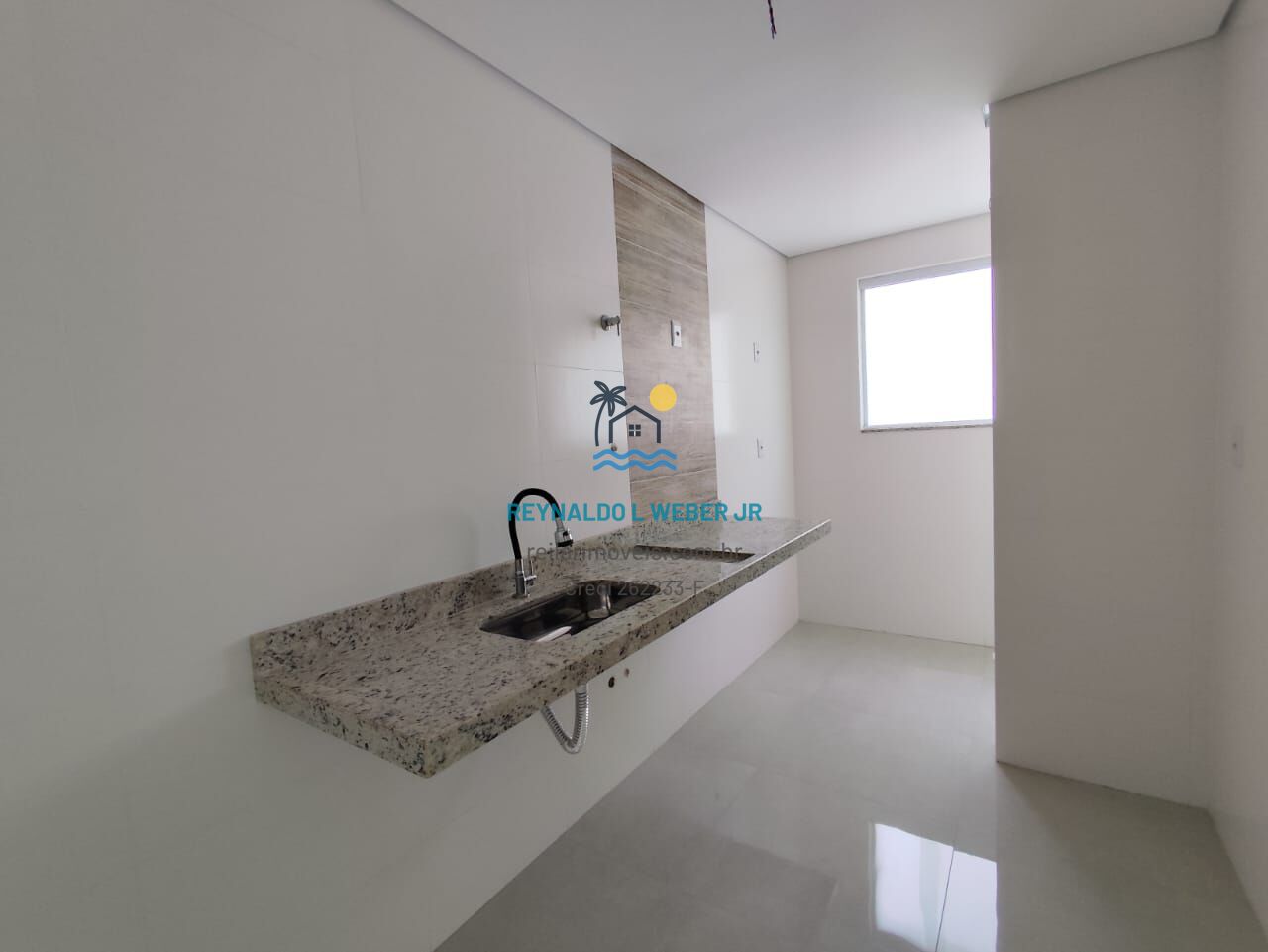 Casa à venda com 2 quartos, 100m² - Foto 11
