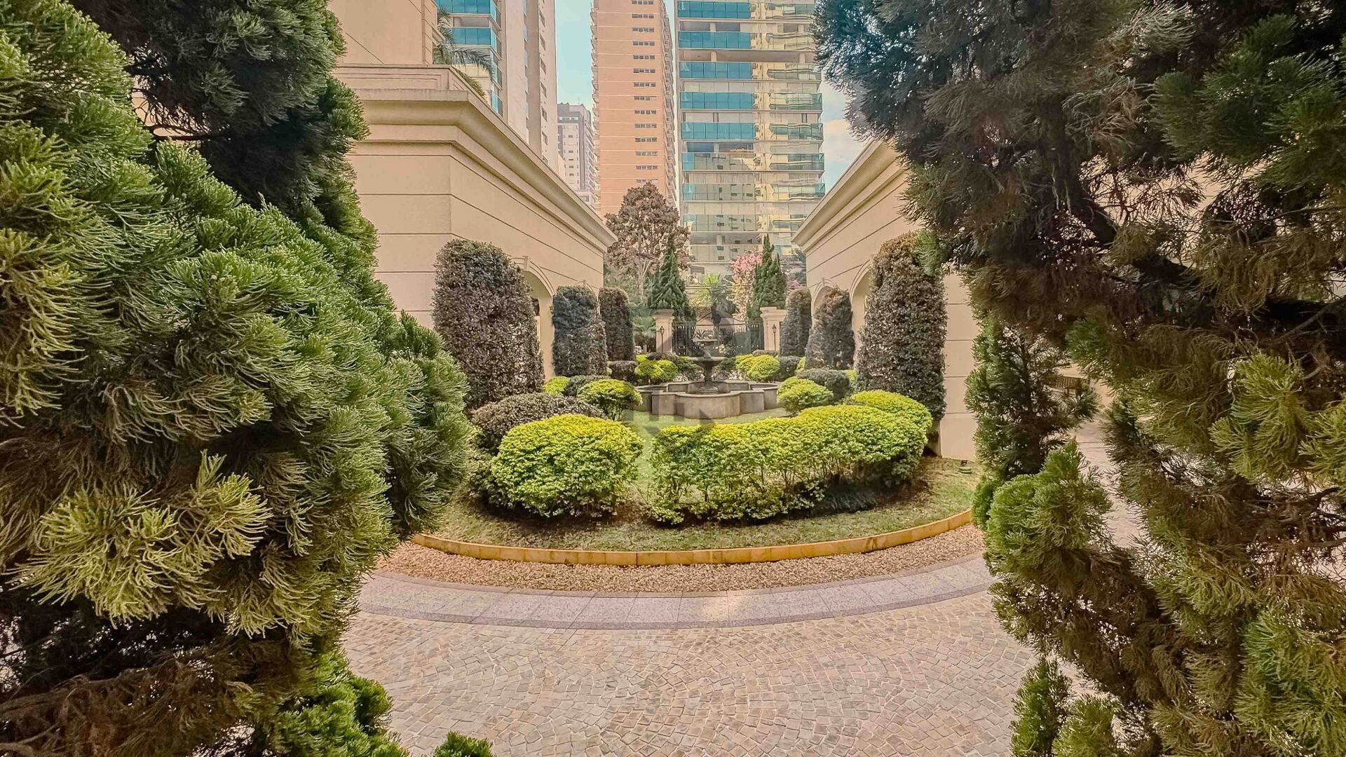Apartamento, 4 quartos, 250 m² - Foto 52