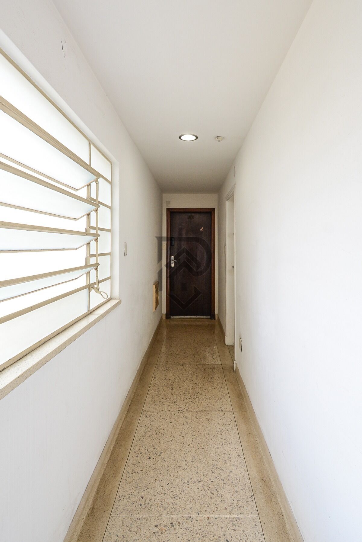 Apartamento à venda com 2 quartos, 90m² - Foto 21