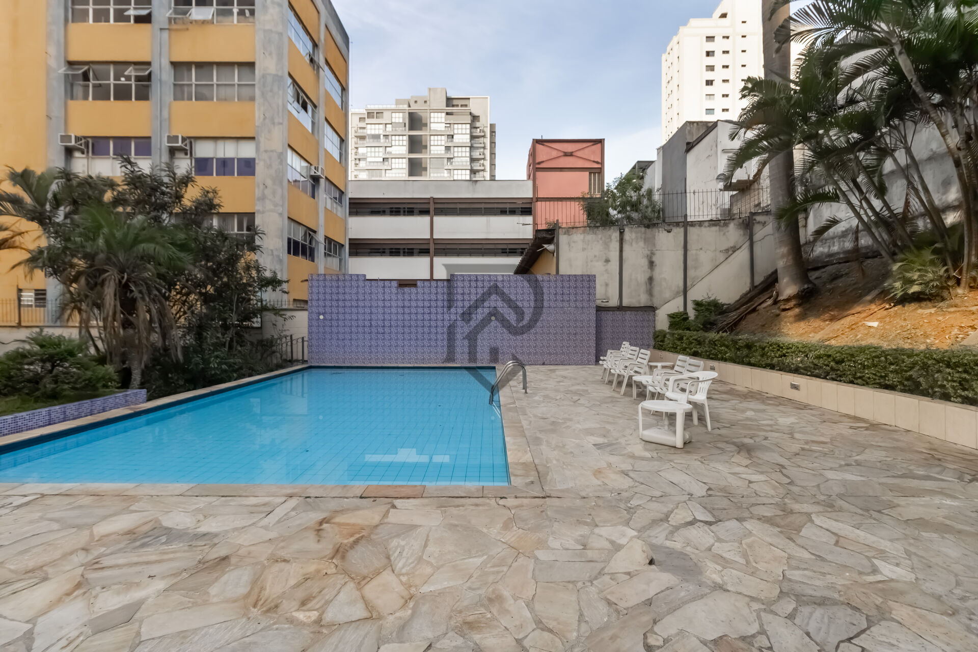 Apartamento à venda com 3 quartos, 98m² - Foto 36