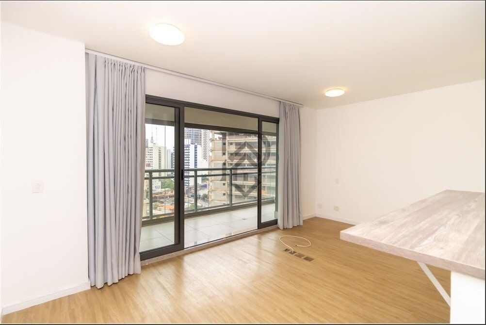 Apartamento à venda com 1 quarto, 41m² - Foto 16