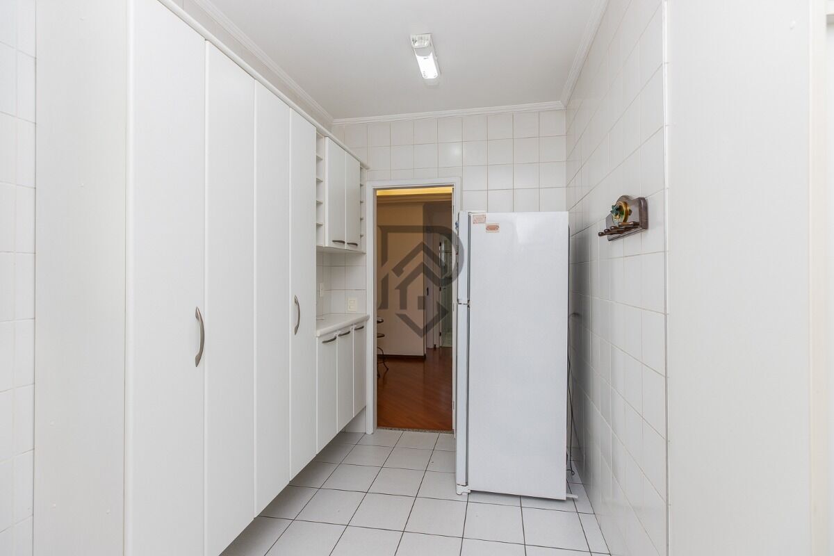 Apartamento à venda com 2 quartos, 110m² - Foto 17