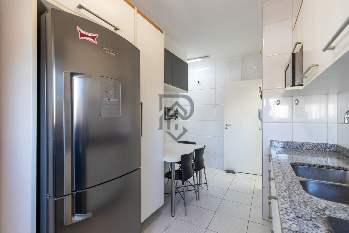 Apartamento à venda com 3 quartos, 137m² - Foto 22