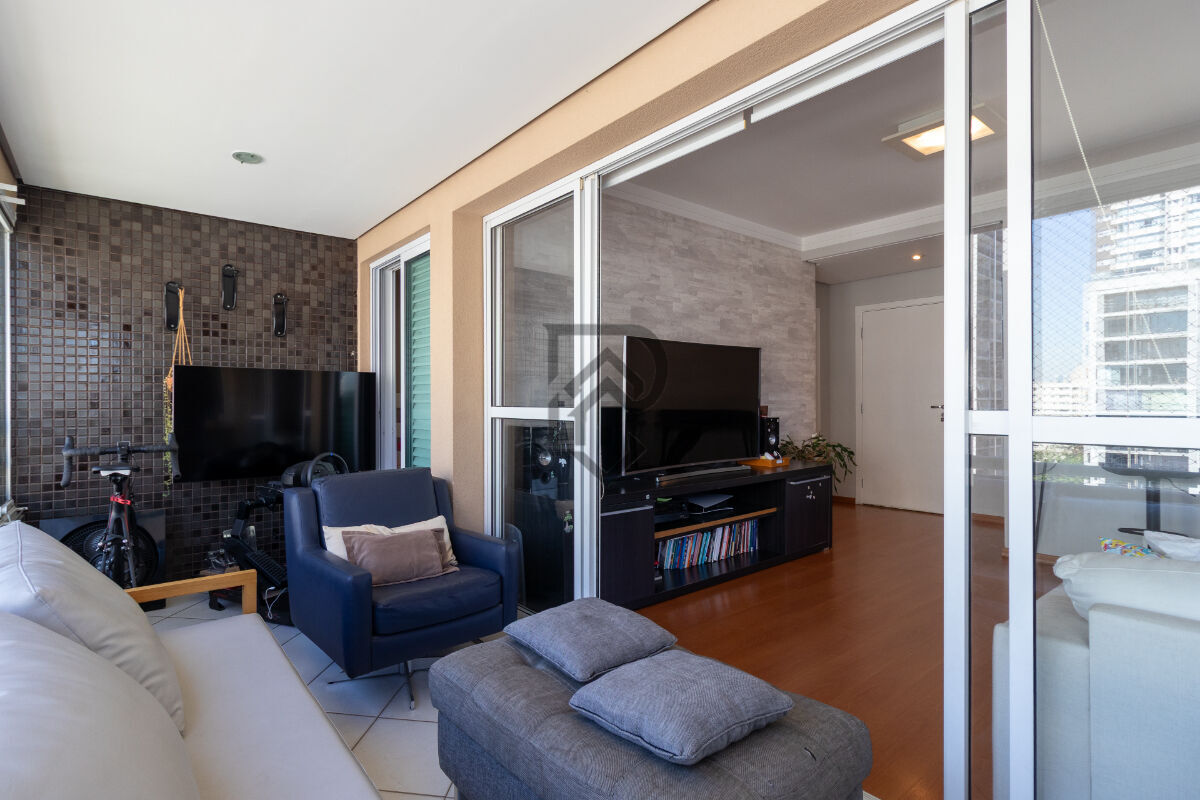 Apartamento à venda com 3 quartos, 137m² - Foto 3