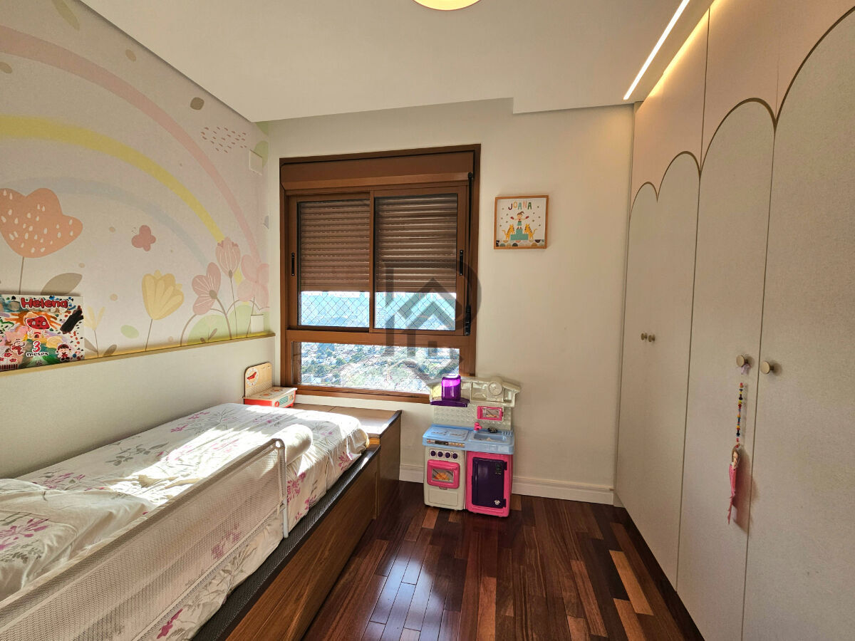 Apartamento à venda com 3 quartos, 146m² - Foto 25