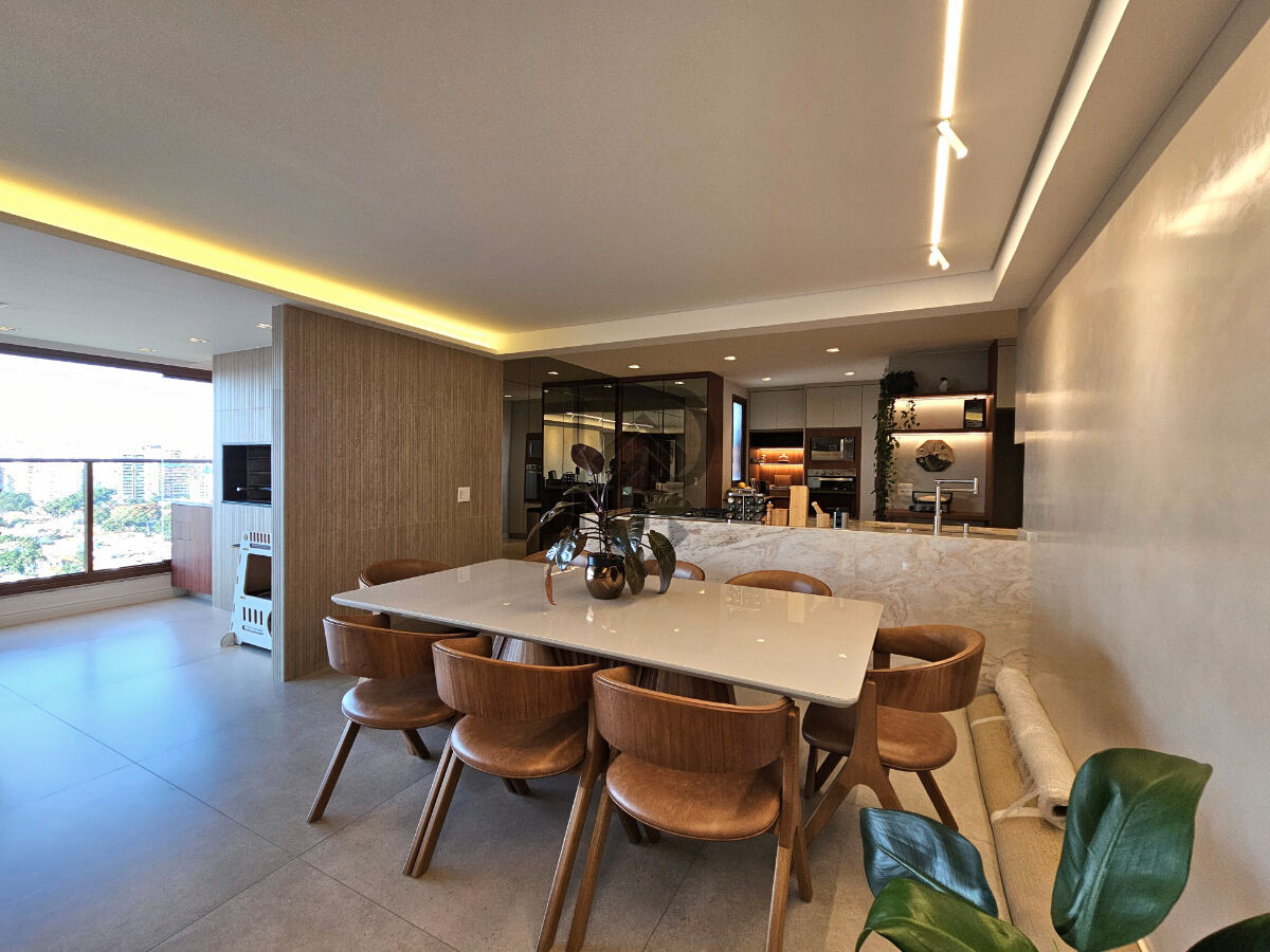 Apartamento à venda com 3 quartos, 146m² - Foto 11