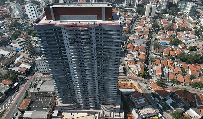 Apartamento à venda com 3 quartos, 180m² - Foto 4