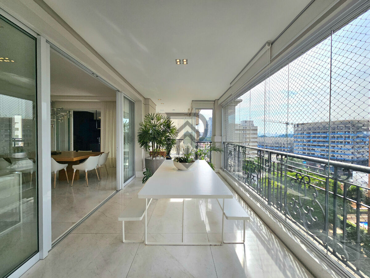 Apartamento, 4 quartos, 400 m² - Foto 1