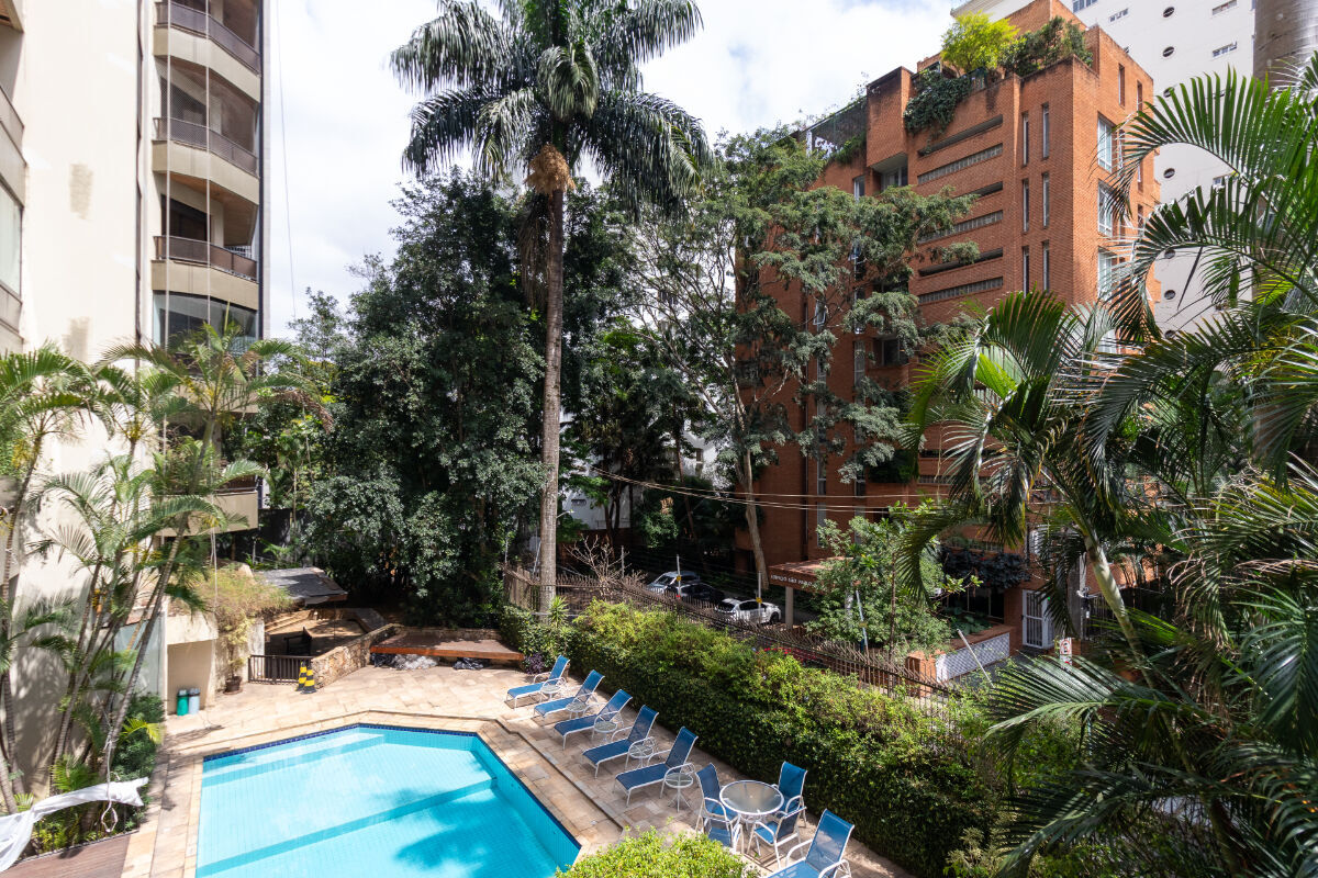 Apartamento, 3 quartos, 197 m² - Foto 2