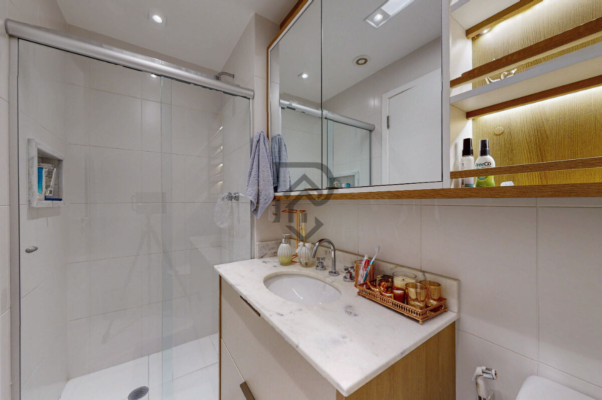 Apartamento à venda com 2 quartos, 78m² - Foto 17