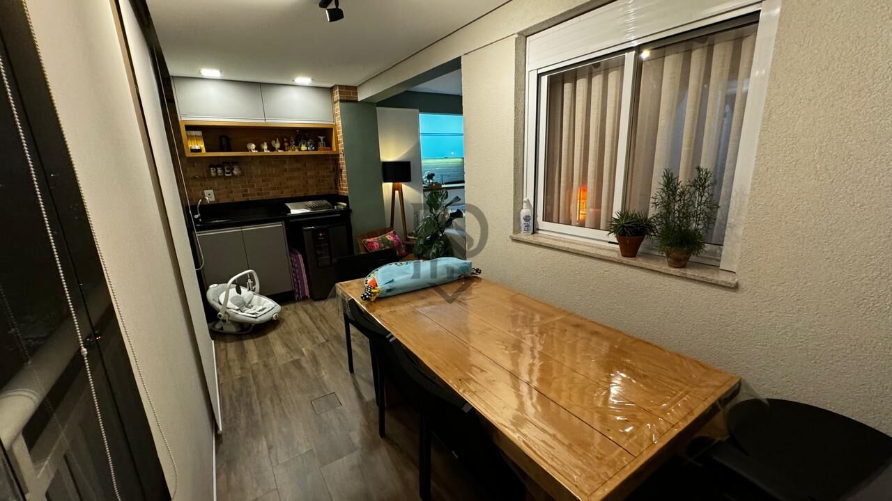 Apartamento à venda com 2 quartos, 62m² - Foto 7