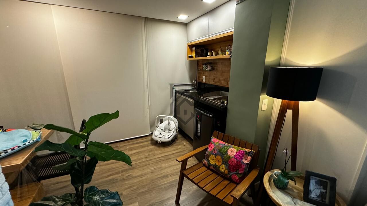 Apartamento à venda com 2 quartos, 62m² - Foto 4