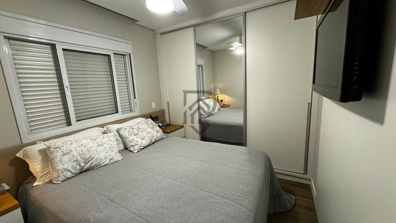 Apartamento à venda com 2 quartos, 62m² - Foto 14