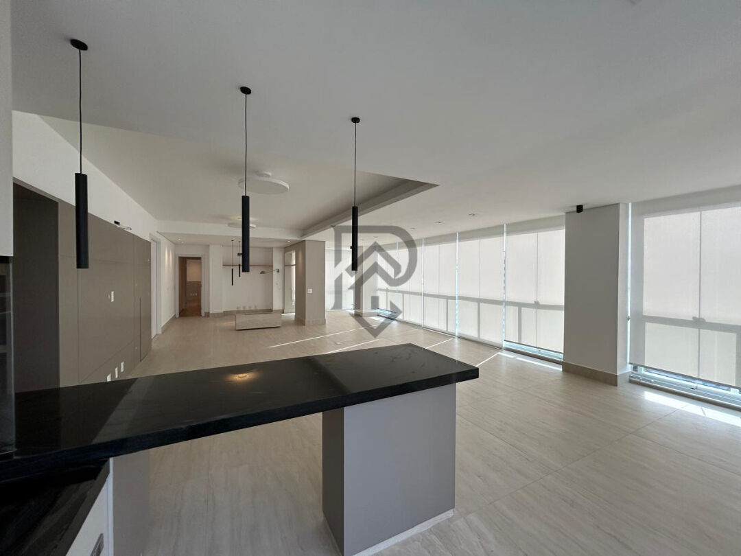 Apartamento, 3 quartos, 197 m² - Foto 4