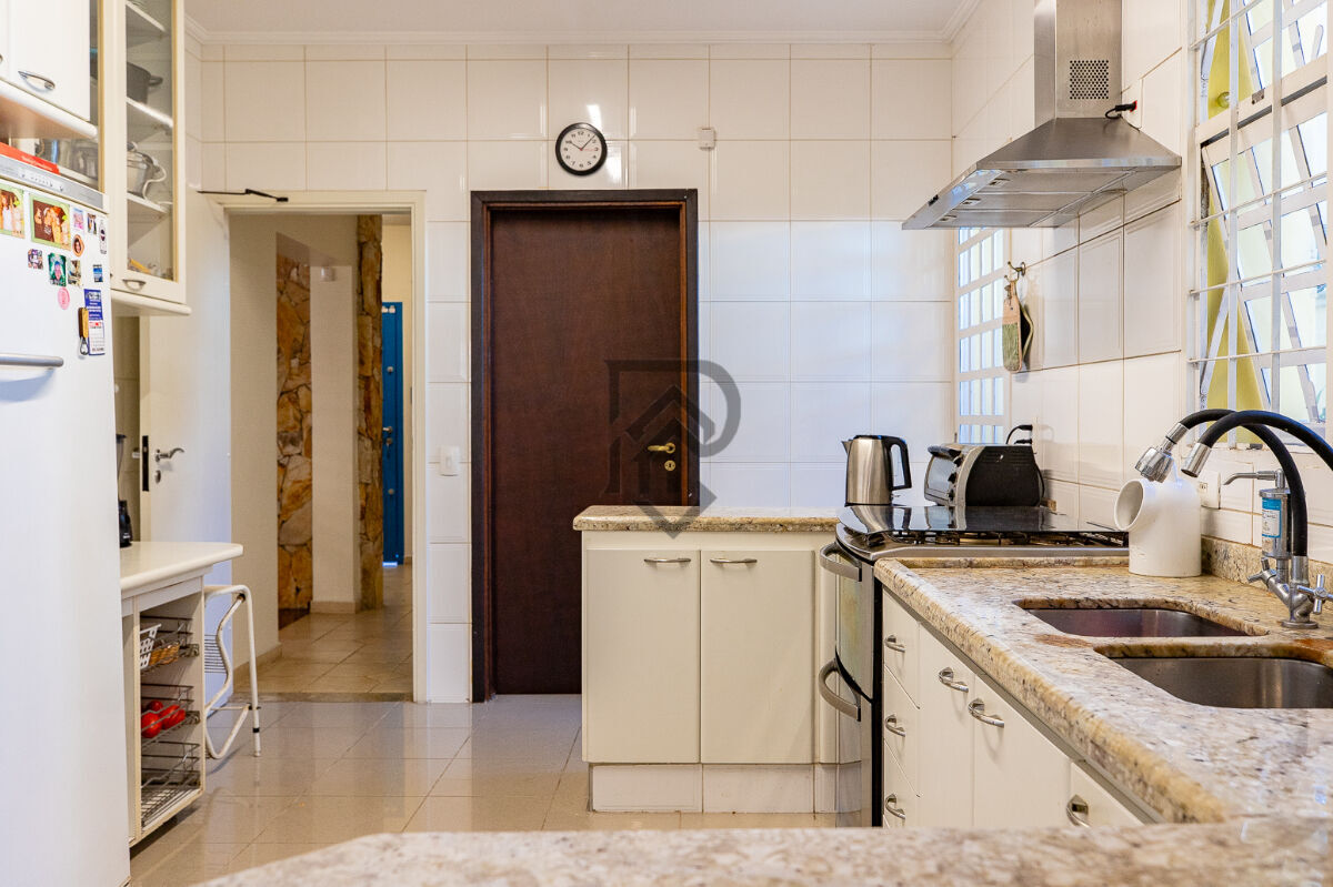 Sobrado, 4 quartos, 351 m² - Foto 30