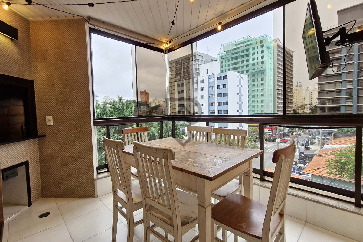 Apartamento, 4 quartos, 240 m² - Foto 2
