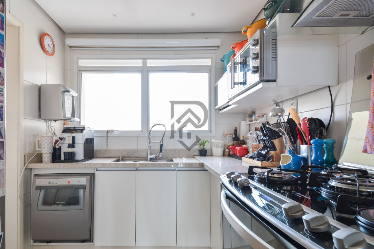 Apartamento à venda com 3 quartos, 199m² - Foto 34