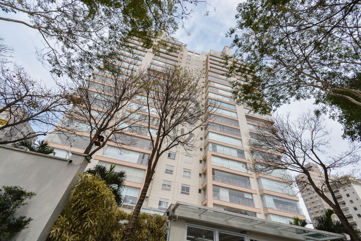 Apartamento à venda com 3 quartos, 199m² - Foto 4