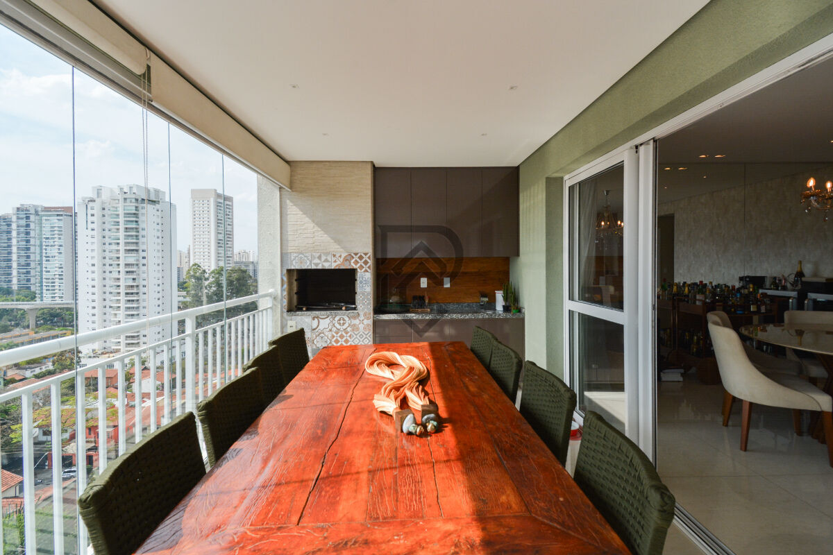 Apartamento à venda com 3 quartos, 199m² - Foto 11