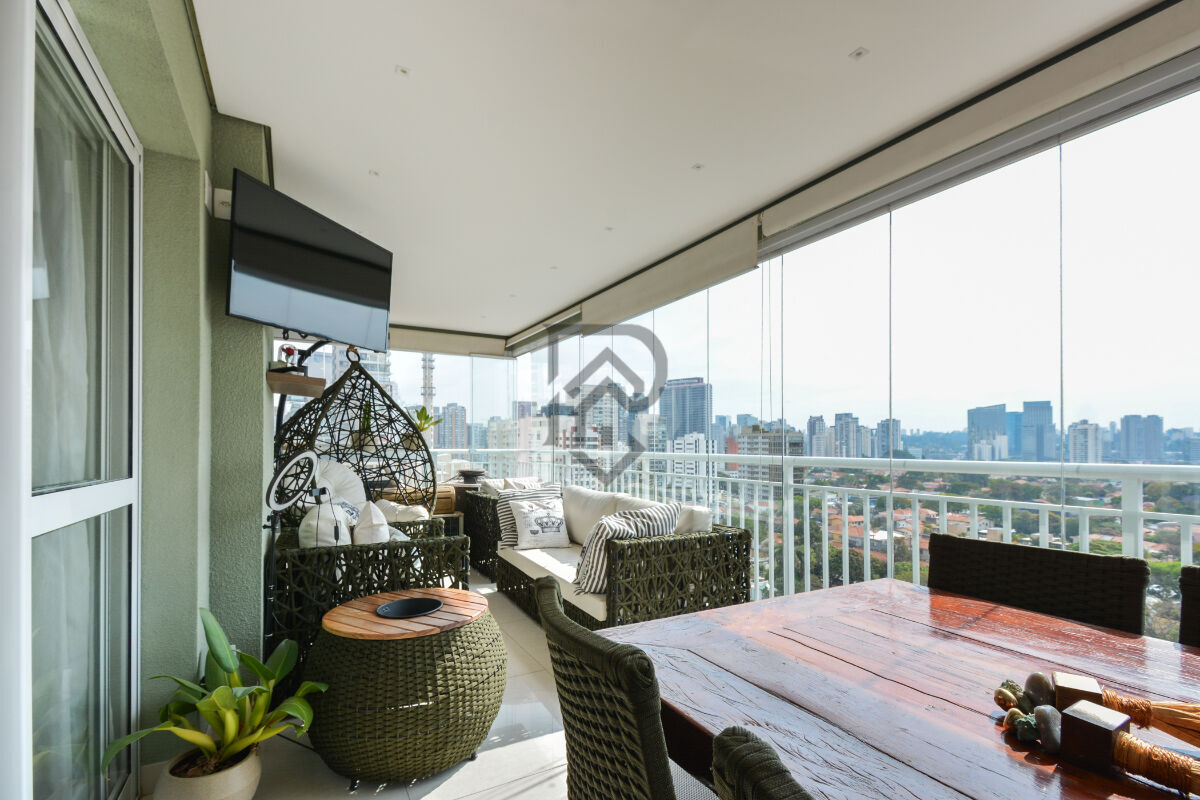 Apartamento à venda com 3 quartos, 199m² - Foto 13