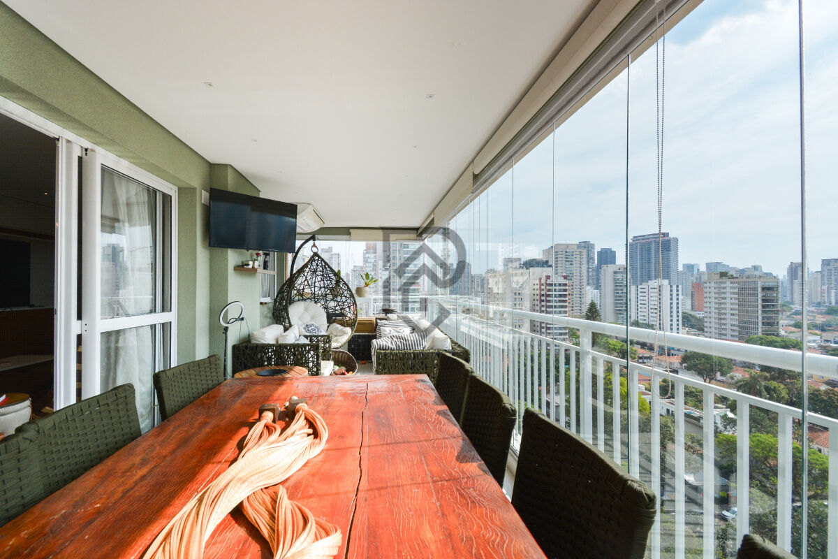 Apartamento à venda com 3 quartos, 199m² - Foto 12