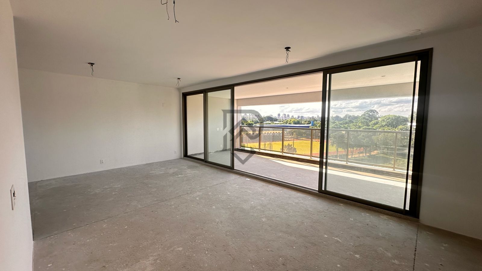 Apartamento à venda com 3 quartos, 230m² - Foto 11