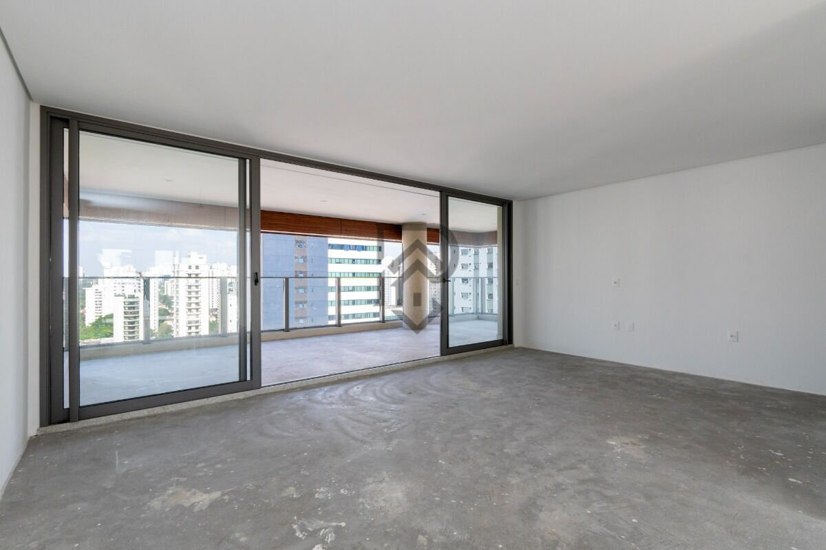 Apartamento à venda com 4 quartos, 232m² - Foto 17