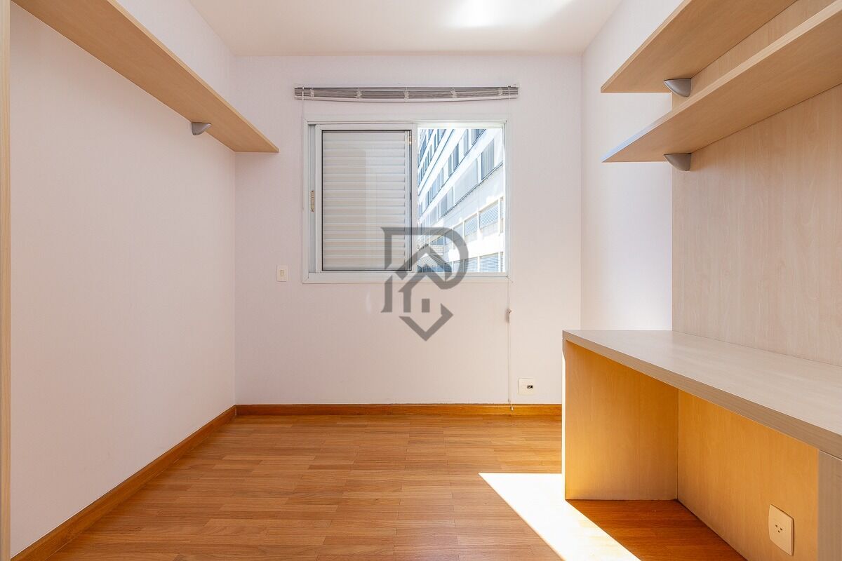 Apartamento à venda com 3 quartos, 115m² - Foto 18