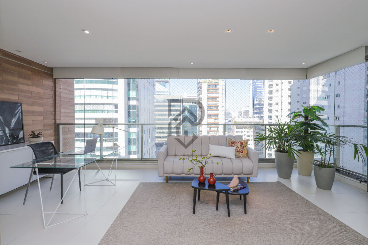 Apartamento, 3 quartos, 202 m² - Foto 2