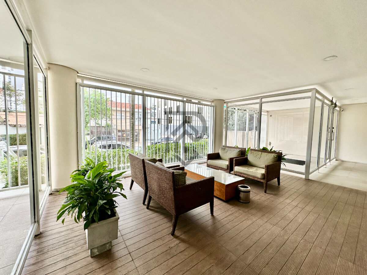 Apartamento à venda com 2 quartos, 74m² - Foto 35