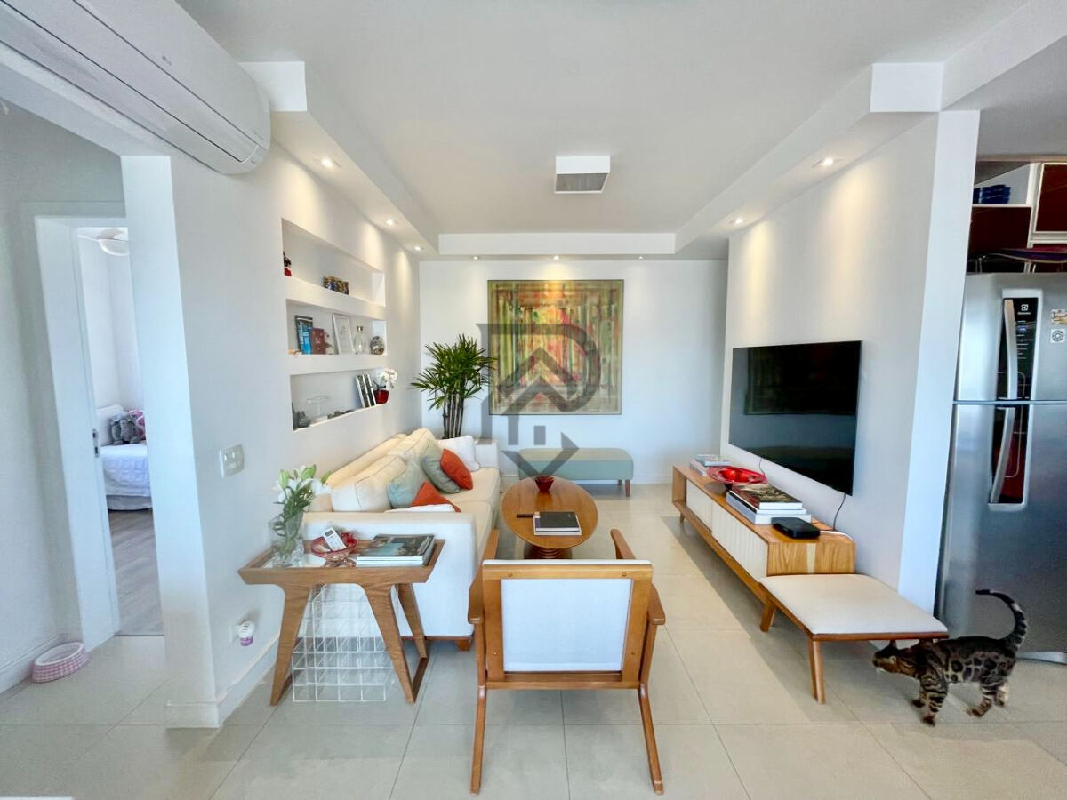 Apartamento à venda com 2 quartos, 74m² - Foto 33