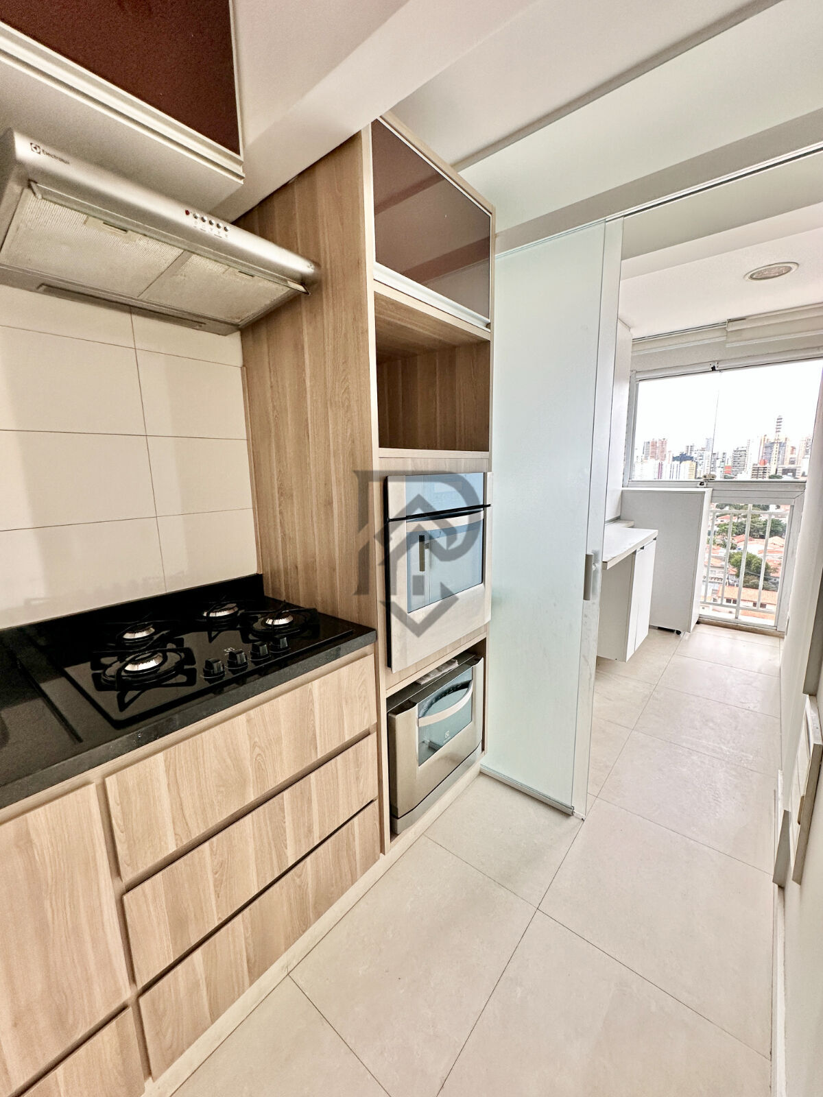 Apartamento à venda com 2 quartos, 74m² - Foto 30