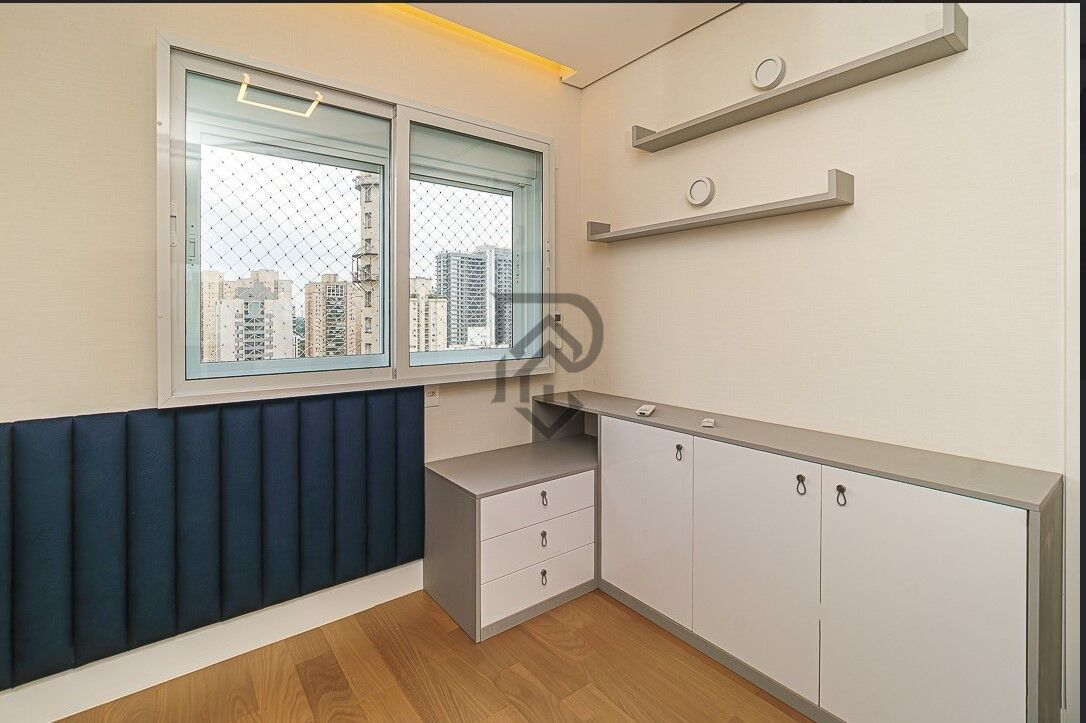 Apartamento à venda com 3 quartos, 213m² - Foto 35