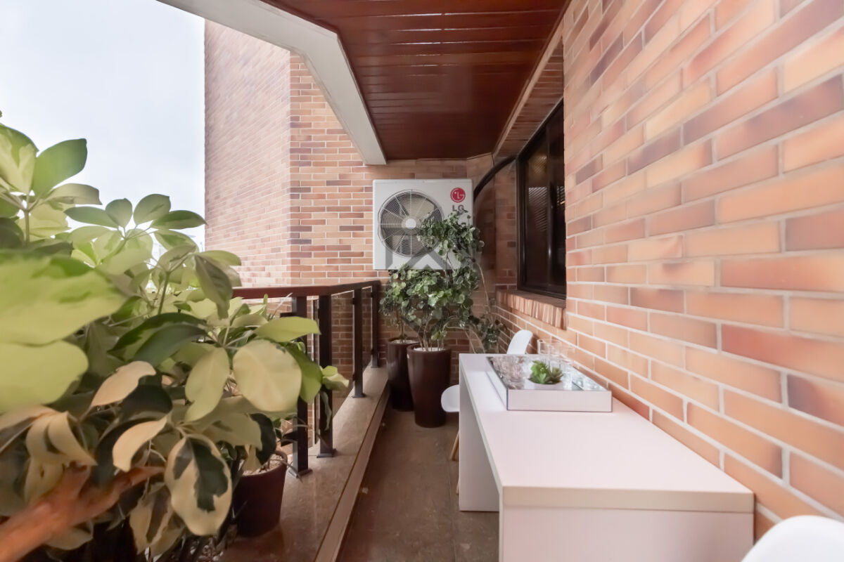 Apartamento, 4 quartos, 218 m² - Foto 10