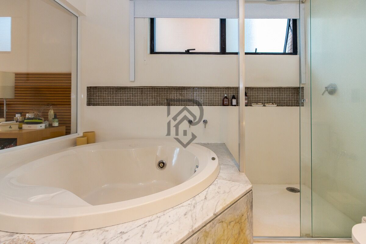 Apartamento, 3 quartos, 205 m² - Foto 35