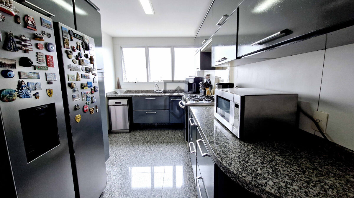 Apartamento, 4 quartos, 250 m² - Foto 14
