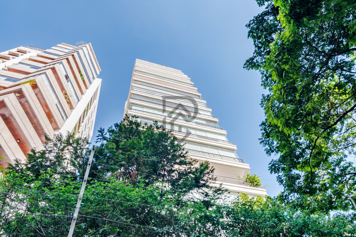 Apartamento, 3 quartos, 222 m² - Foto 1