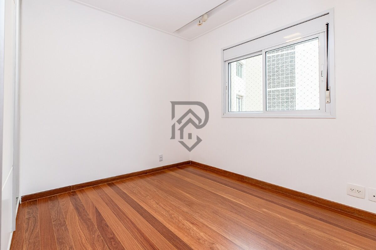 Apartamento à venda com 3 quartos, 190m² - Foto 15