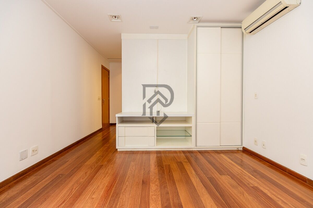 Apartamento à venda com 3 quartos, 190m² - Foto 28