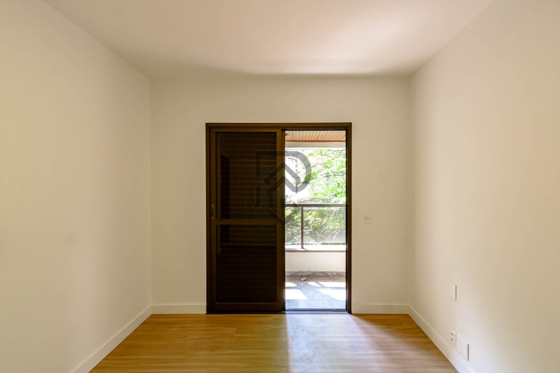 Apartamento à venda com 3 quartos, 190m² - Foto 13