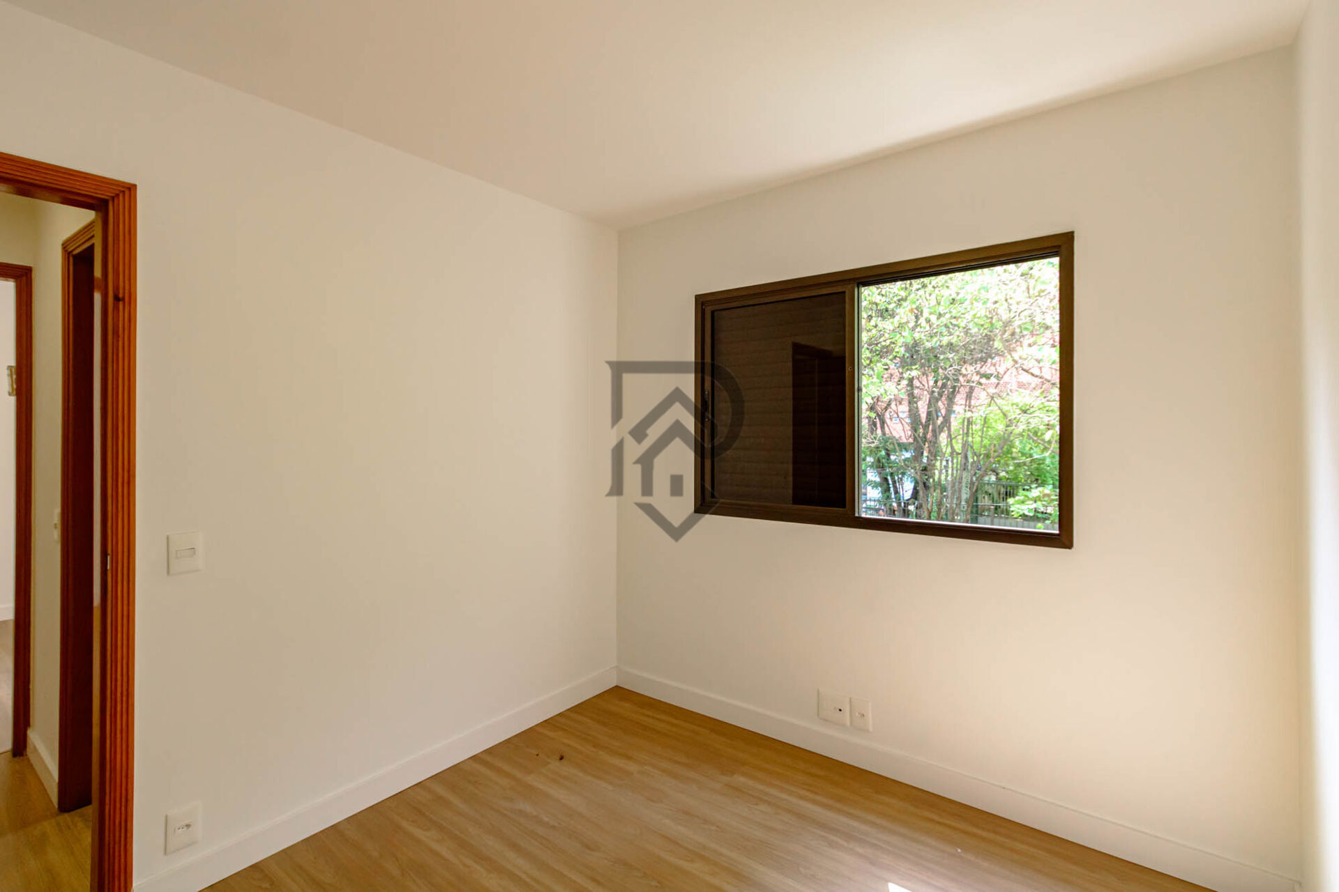 Apartamento à venda com 3 quartos, 190m² - Foto 11