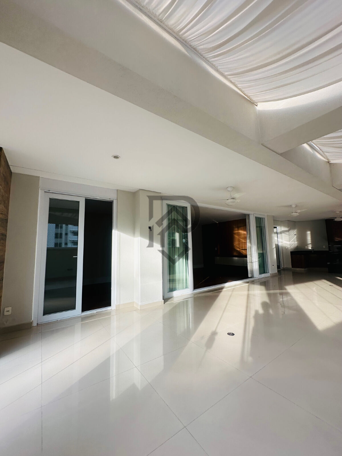 Apartamento, 3 quartos, 270 m² - Foto 5