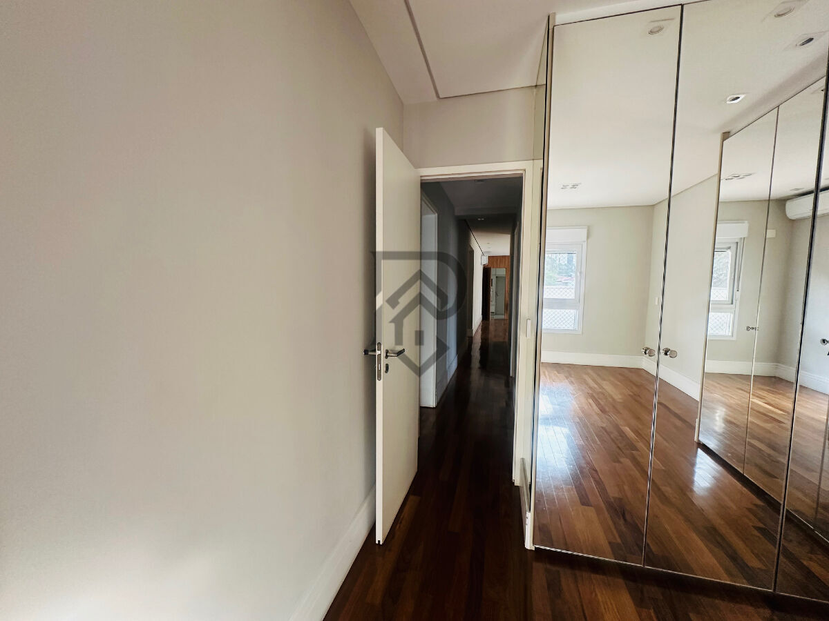 Apartamento, 3 quartos, 270 m² - Foto 17