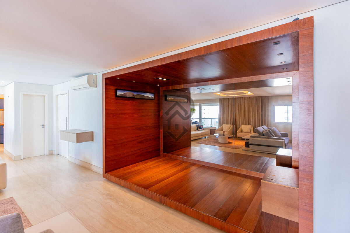 Apartamento à venda com 3 quartos, 194m² - Foto 16