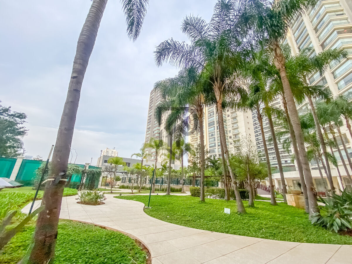 Apartamento, 3 quartos, 205 m² - Foto 2