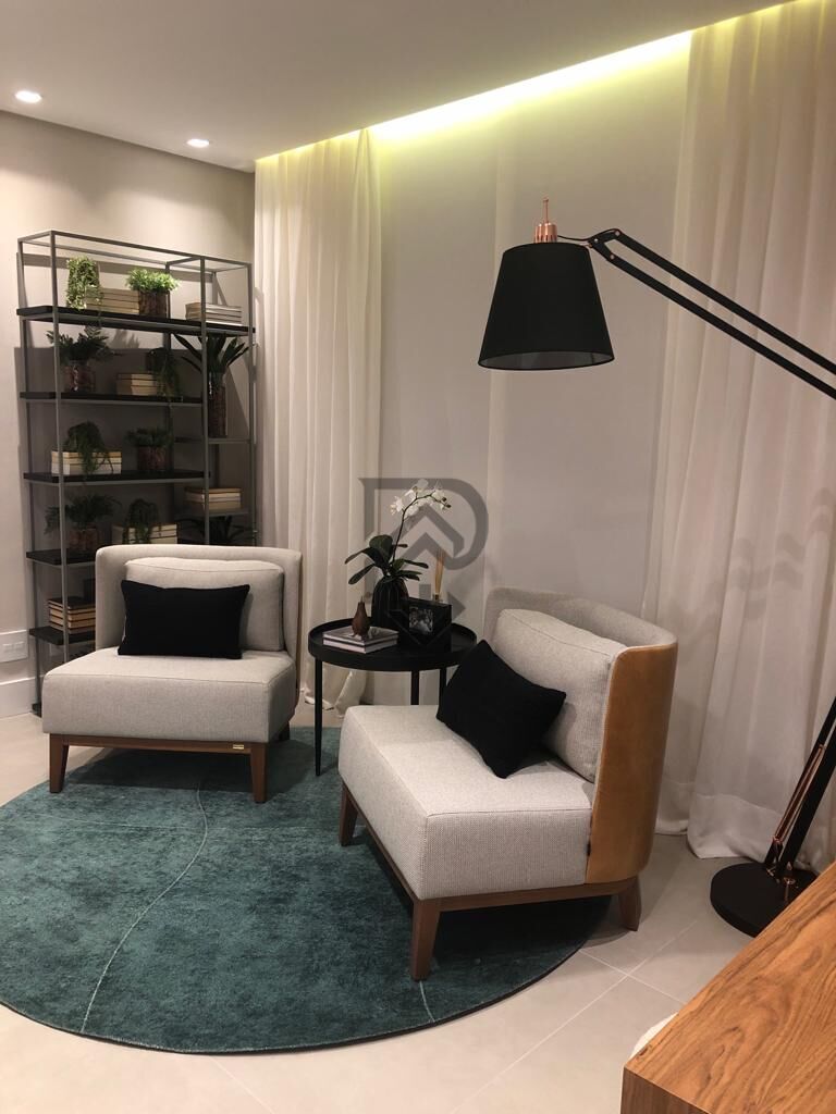 Apartamento à venda com 3 quartos, 113m² - Foto 1