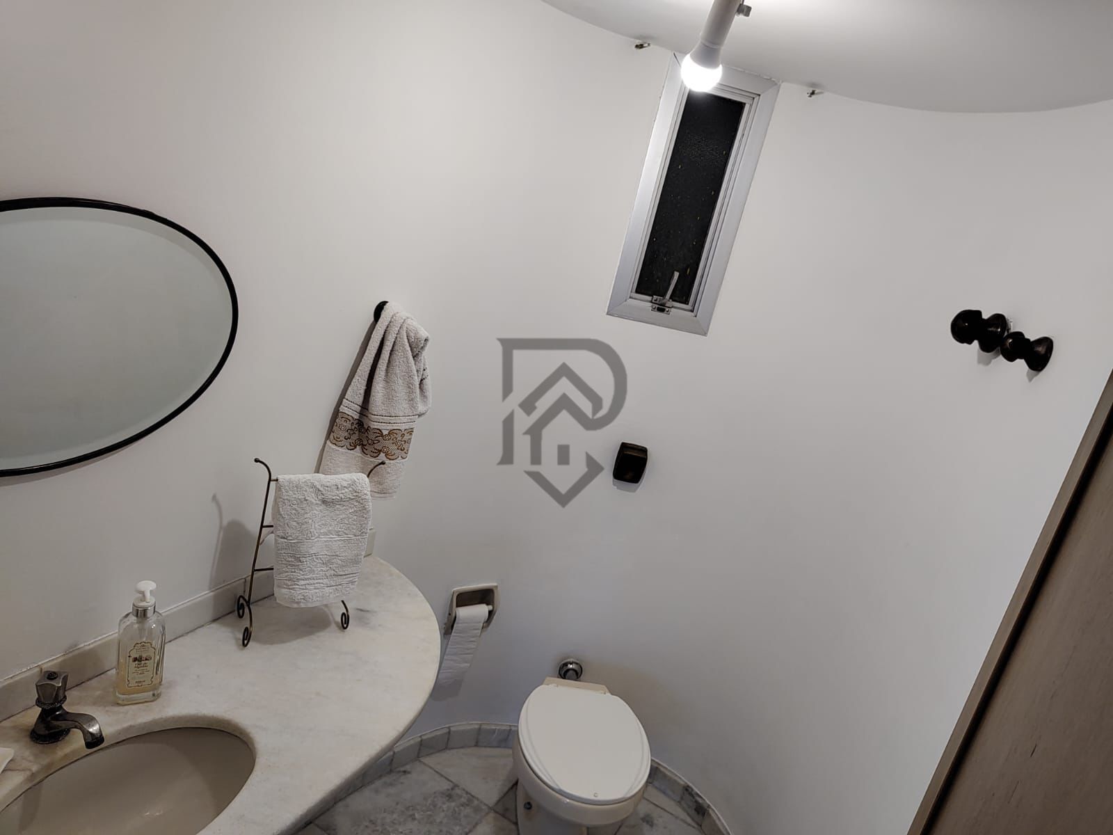 Apartamento, 3 quartos, 178 m² - Foto 2