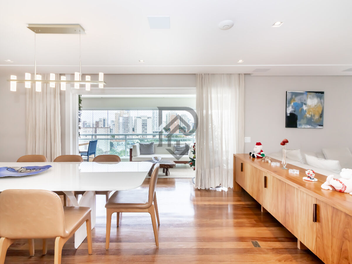 Apartamento, 3 quartos, 188 m² - Foto 1