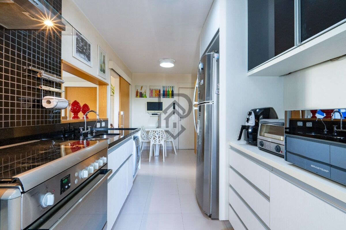 Apartamento à venda com 4 quartos, 160m² - Foto 24